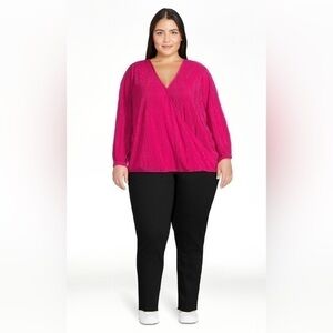 Terra & Sky 1X Surplice top NWT